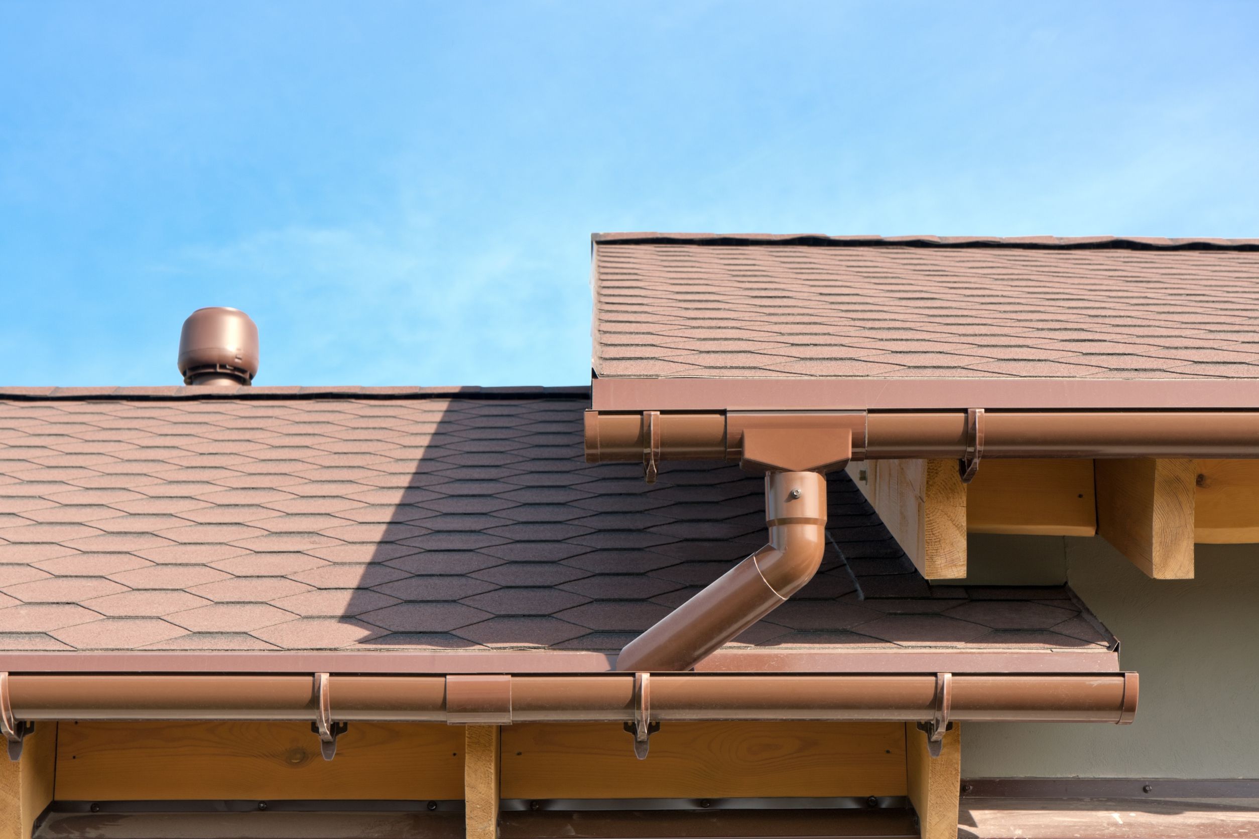 Features to Consider for Those New Gutters in Columbia MD