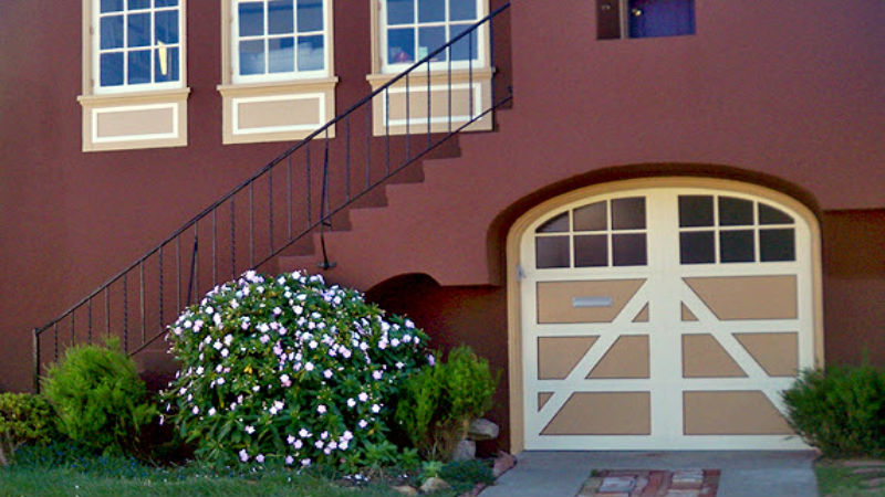 Learning How To Buy From A Garage Door Dealer In Beckley, WV