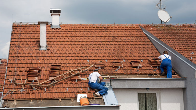 Common Issues With a Home’s Roofing in Champaign IL