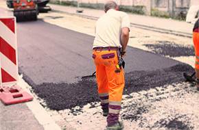 Asphalt Paving In Findlay OH Can Make A Home Or Business Look Great