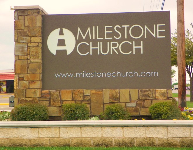 The Biggest Benefits of Great Sign Design in Arlington, TX