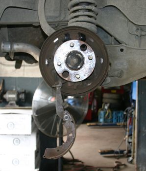 An Auto Brake Repair Service in Fort Riley, KS Can Perform Regular Maintenance on Your Vehicle