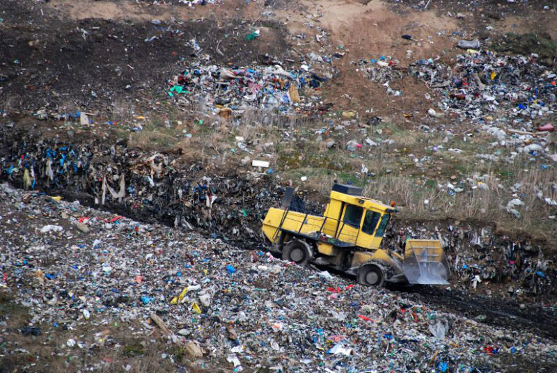 Keeping Odor From Becoming Too Strong When Waiting For Garbage Pickup