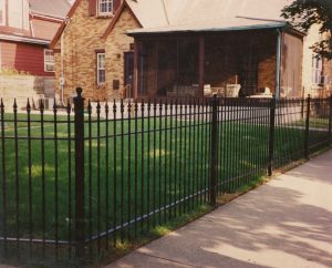 Why A Wrought Iron Fence Is Perfect For Chicago Residences