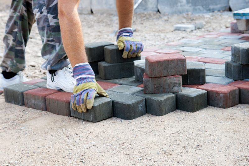 Paving Contractors in Mount Vernon, WA Advise Businesses to Repair Parking Lots Immediately