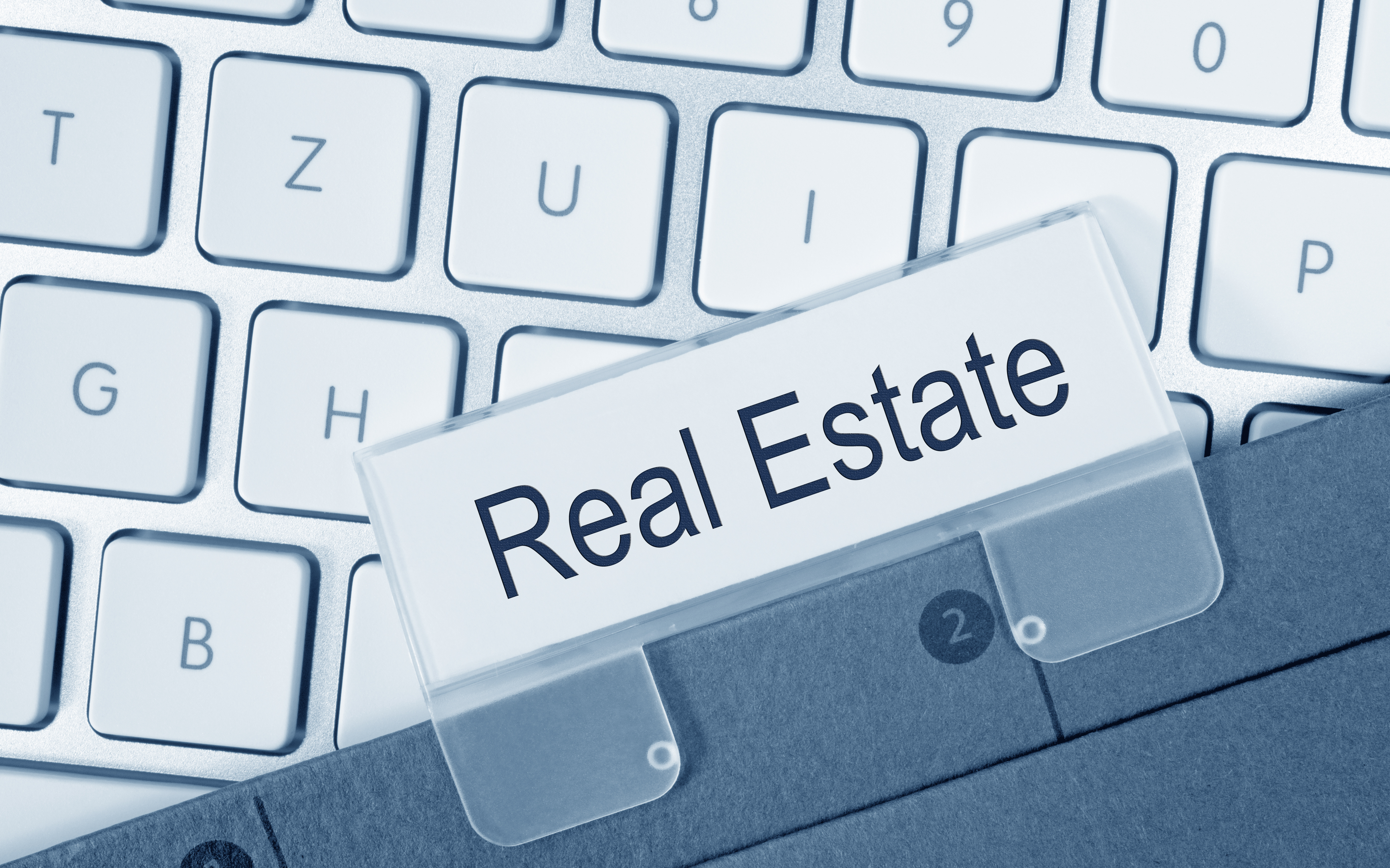 Explore the Benefits of Learning About Real Estate Online