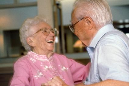 5 Senior Dating Rules You HAVE to Follow