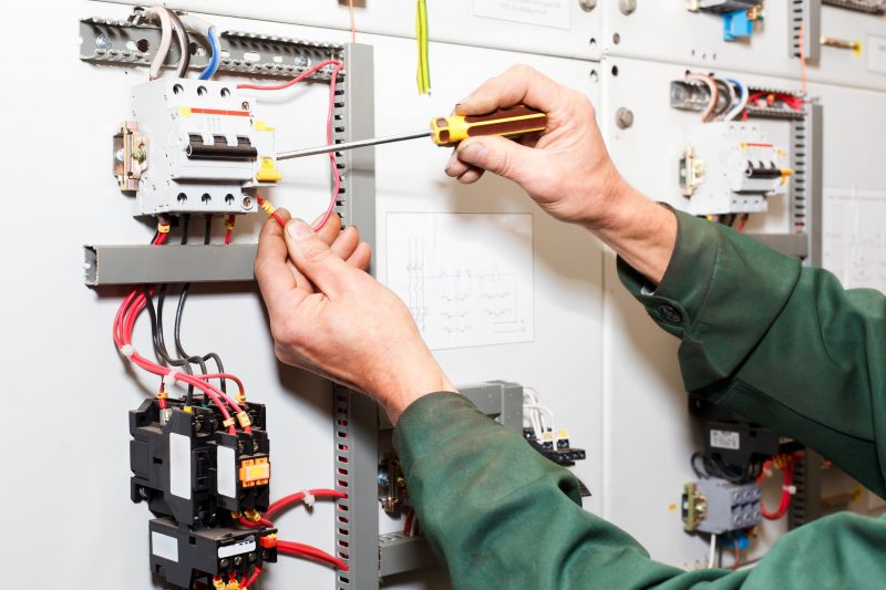 Common Issues that Warrant Calling an Electrical Service in Indianapolis Immediately