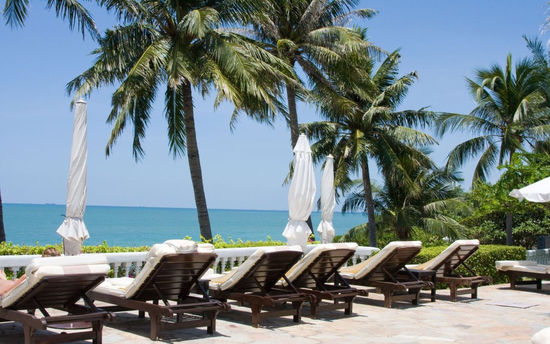 Unwind by the Gulf when you book Pensacola Florida Beach Rentals with spacious amenities